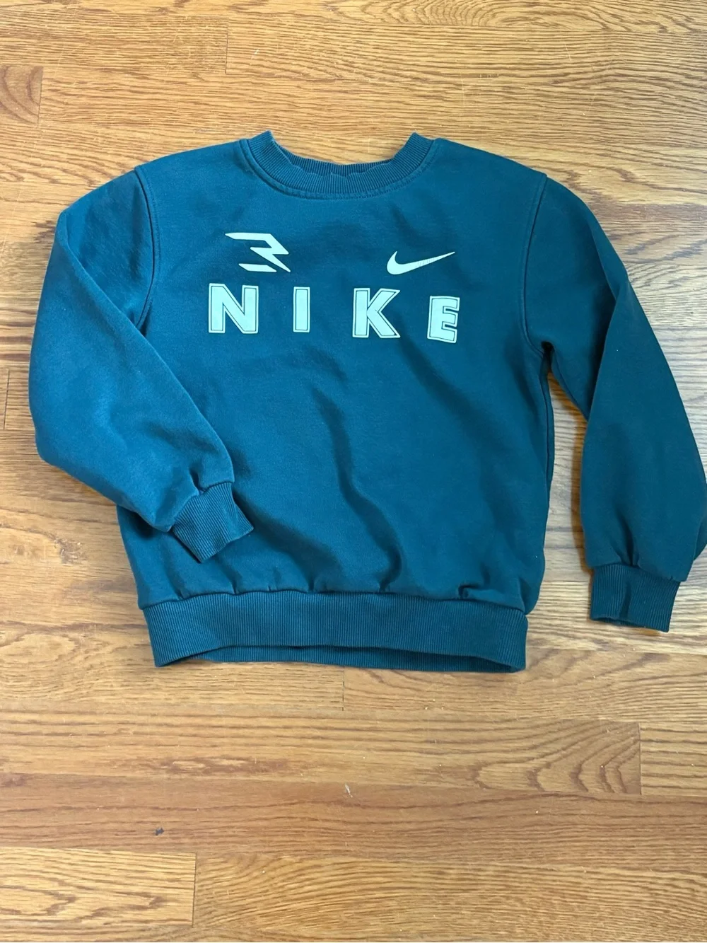 Nike Youth 3Brand cozy Fleece comfy Crewneck Sweatshirt green Size 8 fall